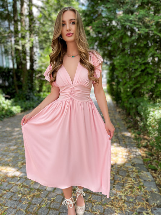 Rozkloszowana sukienka na wesele midi z różowej wiskozy z falbanami na ramionach id:271