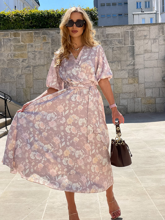 Satynowa sukienka na wesele mokka w delikatne kwiaty rozkloszowana midi id:2154