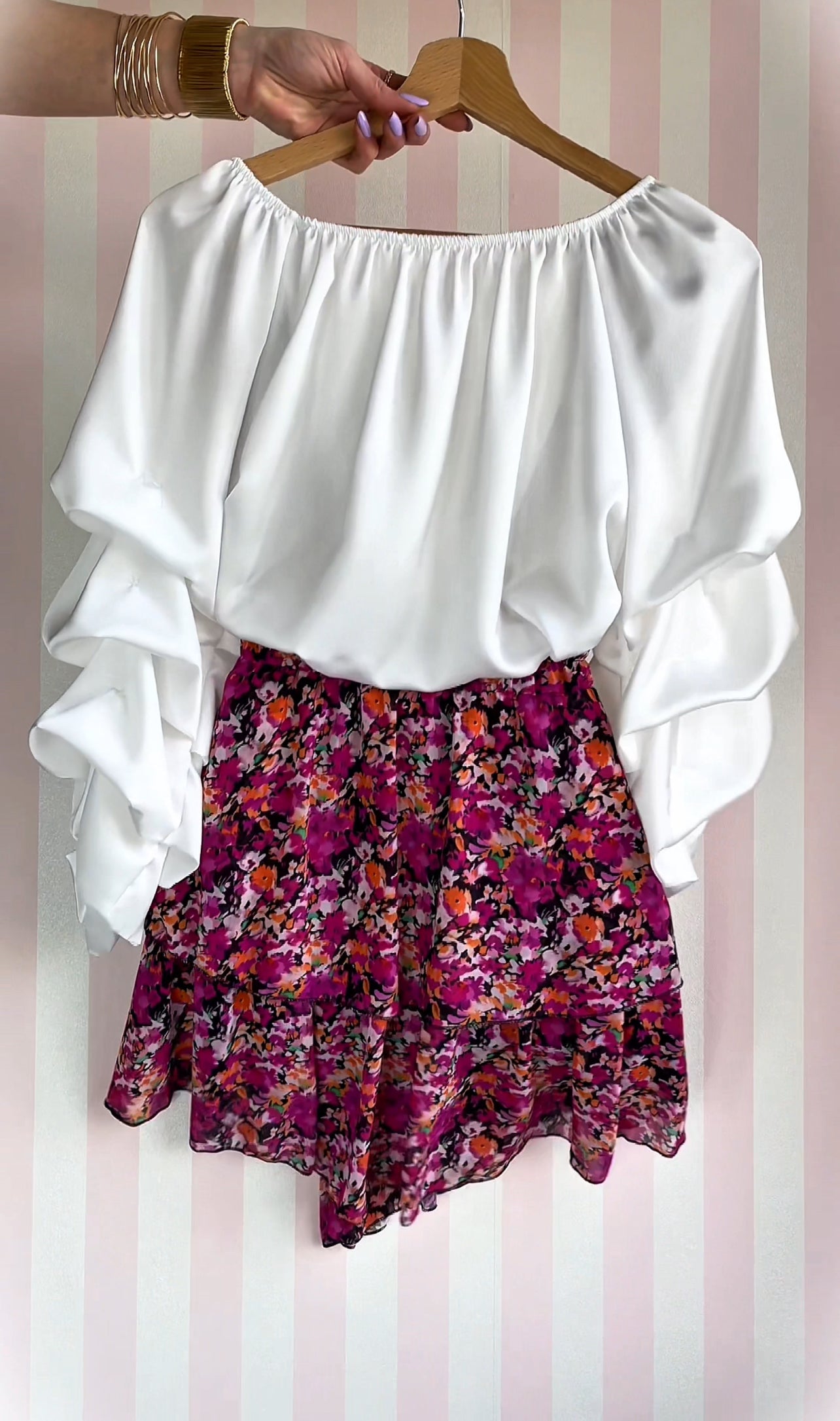 Satynowa bluzka z bufiastymi rękawami  id:1118