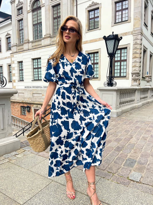 Kremowa lniana zwiewna sukienka z kwiatowym granatowym wzorem i bufkami id:2065