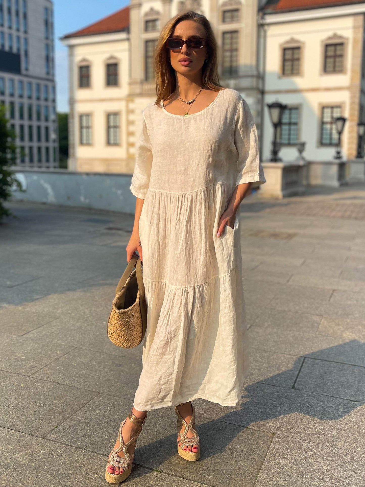 Lniana kremowa sukienka trapezowa oversize z falbanami id:2124