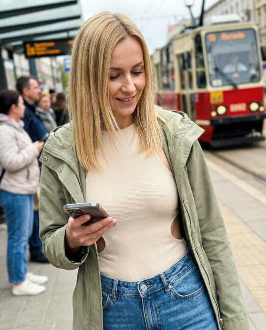 Dopasowane Body z Wycięciami id:2356