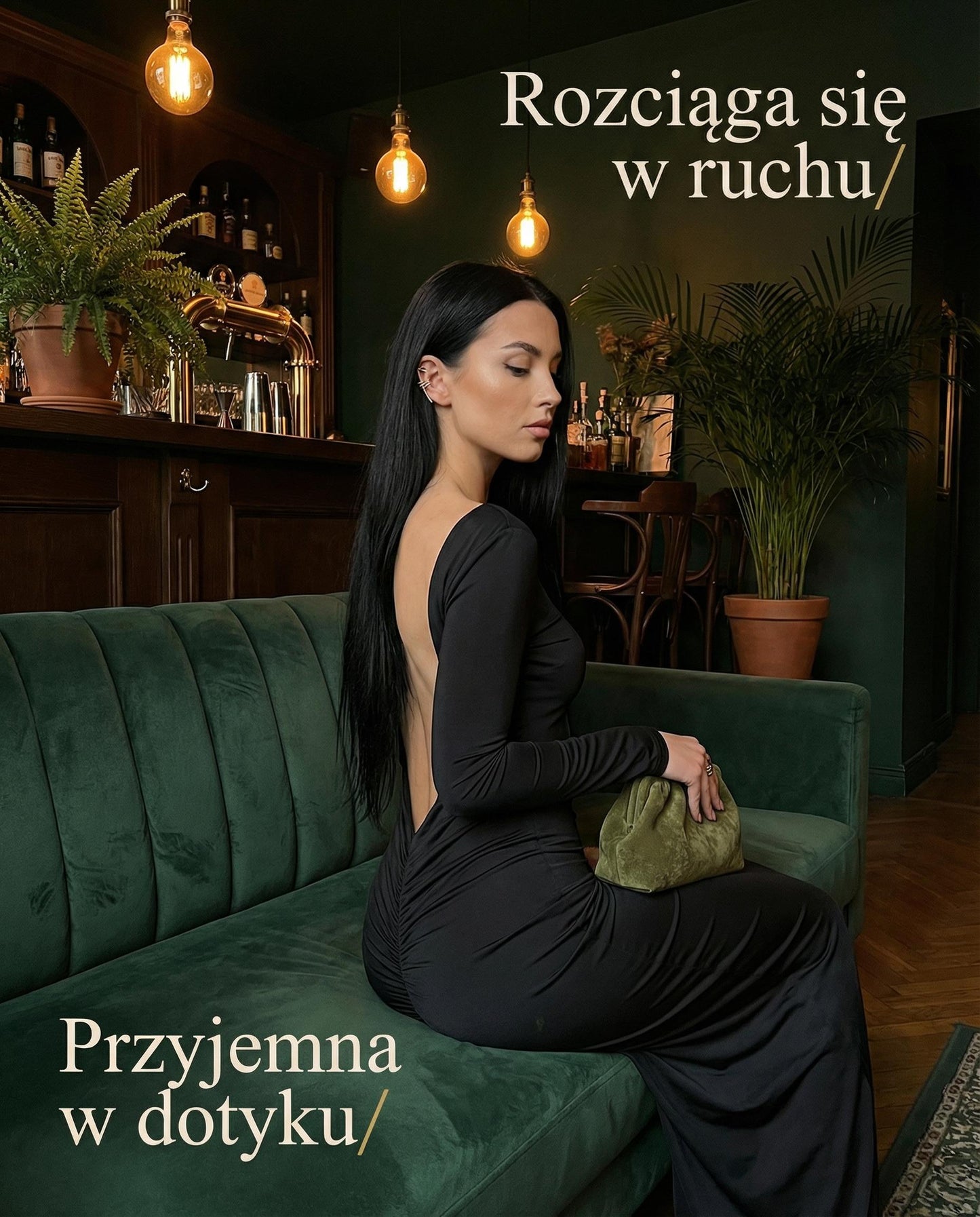 Czarna dopasowana sukienka na Studniówkę maxi z odkrytymi plecami i marszczeniem id:927