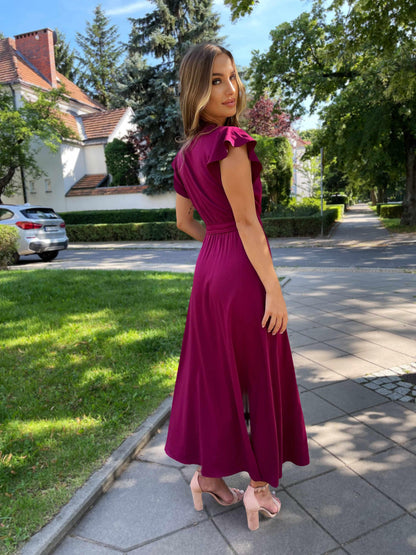 Śliwkowa sukienka na wesele -  rozkloszowana maxi z wiskozy z falbankami na ramionach id:366