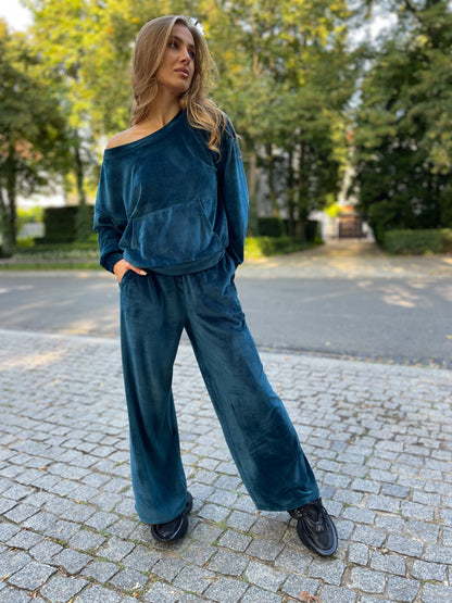 Welurowy komplet dresowy z bluzą kangurką id:1776