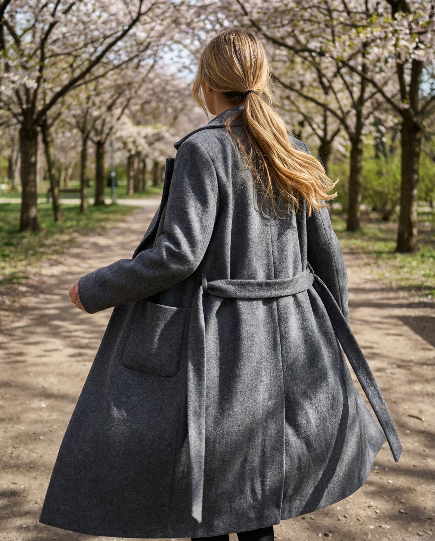 Klasyczny długi grafitowy płaszcz flauszowy z bordową satynową podszewką i paskiem id:2274