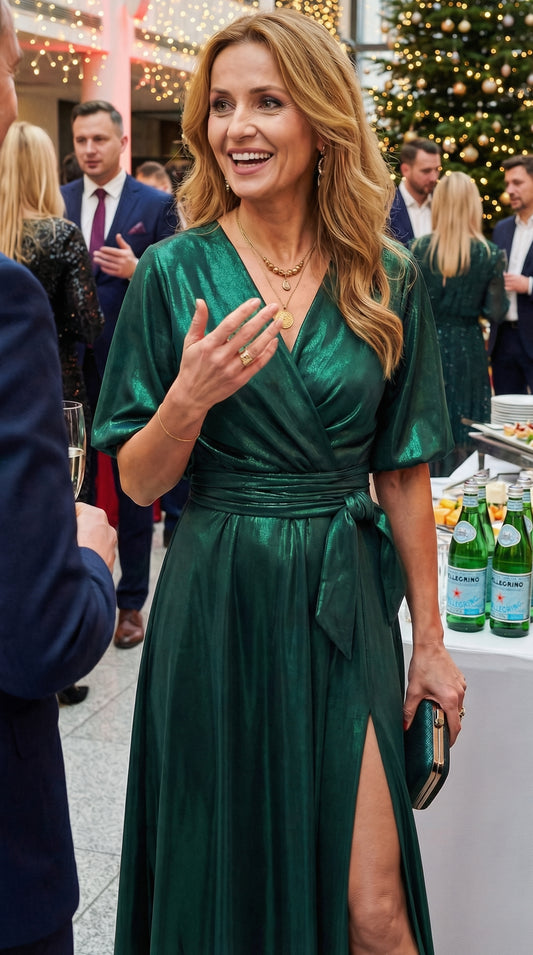 Elegancka rozkloszowana sukienka brokatowa butelkowo zielona i rozporkiem na nogę id:2182