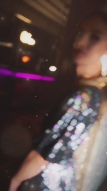 Koktajlowa czarna rozkloszowana sukienka midi z kolorowym brokatem id:46