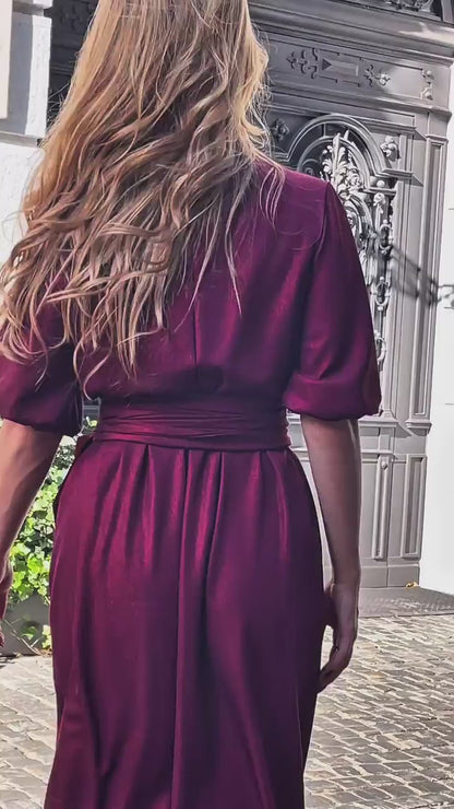 Rozkloszowana bordowa brokatowa sukienka okolicznościowa z szerokim pasem id:2254