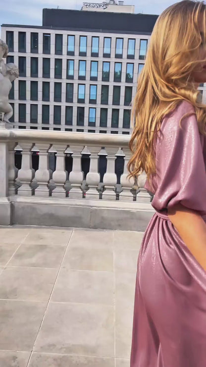 Rozkloszowana brokatowa sukienka okolicznościowa w odcieniu jasnej mokki z szerokim pasem id:2256