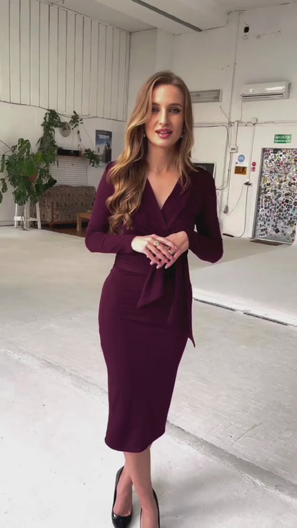 Fioletowa sukienka midi w odcieniu śliwkowym z podszewką ID:122