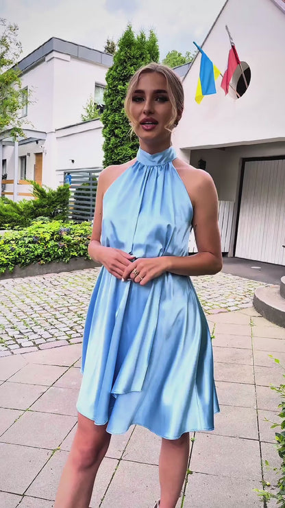 Satynowa błękitna sukienka mini przekładana z chokerem asymetryczna id:2031