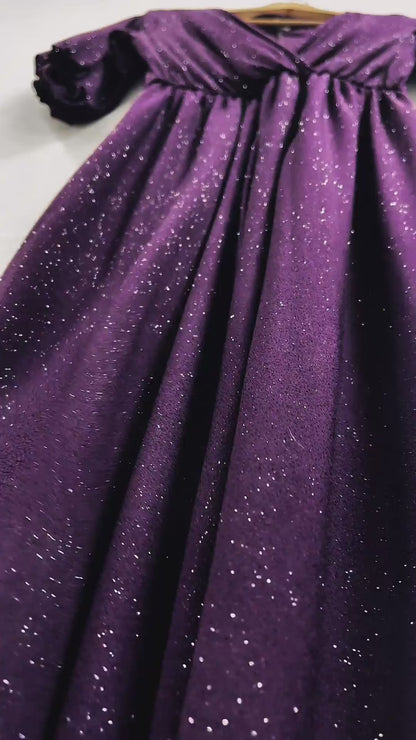 Rozkloszowana sukienka w kolorze fioletowym z brokatem id:2285