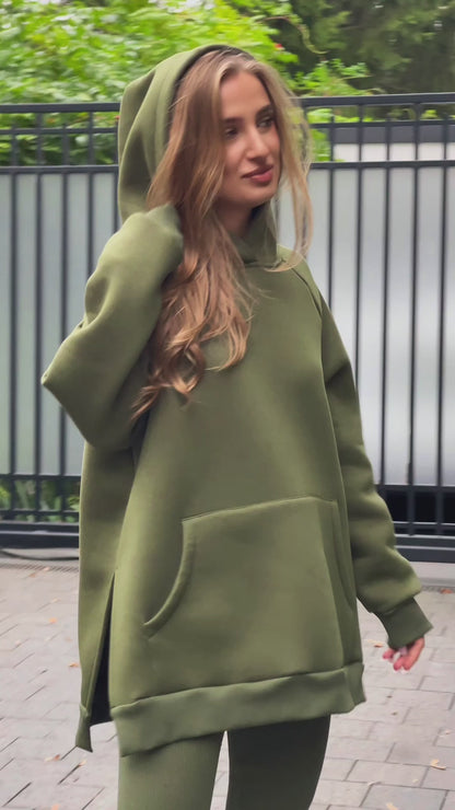 Ocieplany komplet dresowy z legginsami w kolorze khaki id:1596