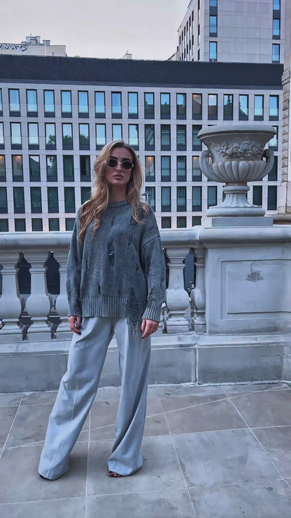 Bawełniany sweter damski oversize z przetarciami id:2218