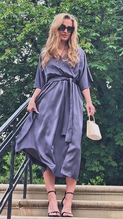 Satynowa grafitowa sukienka na wesele midi rozkloszowana id:2129